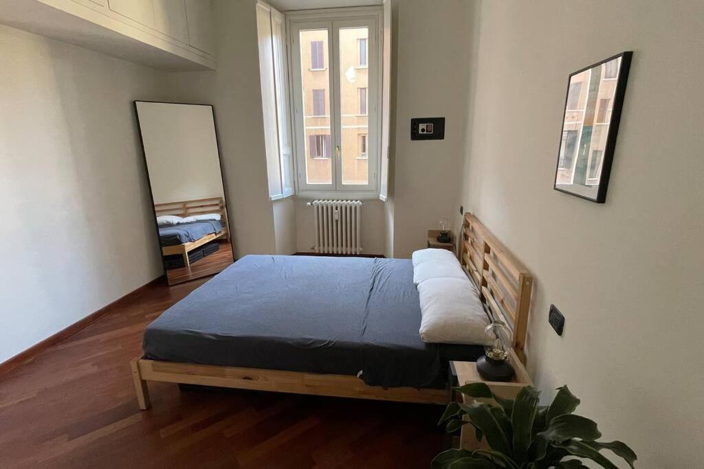 Apartamento "Iris" Milano Lunigiana In Stazione Centrale Exterior foto
