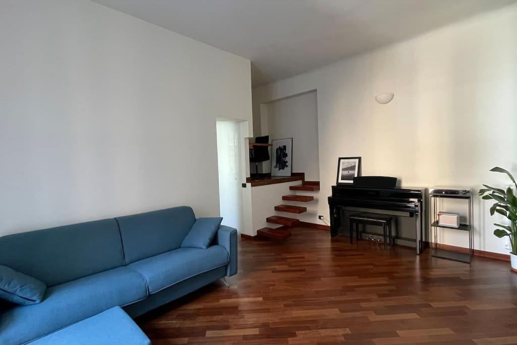 Apartamento "Iris" Milano Lunigiana In Stazione Centrale Exterior foto